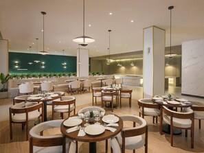 Dining - Elsotel Purwokerto (Purwokerto)