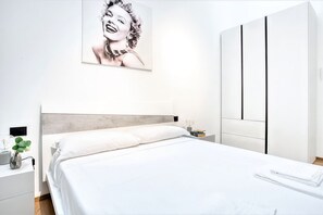 1 camera, ferro/asse da stiro, Wi-Fi gratuito, lenzuola