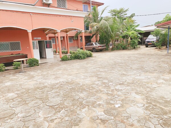 Hôtel La Rochelle - Douala