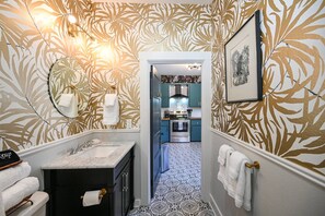 Bathtub