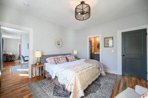 3 bedrooms, desk, iron/ironing board - Sweet Carolina by Avantstay Near Black Mountain (Swannanoa)