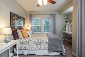 House (5 Bedrooms) | Interior - Asheville Cottage Retreat by Avantstay A+ Charm (Fairview)