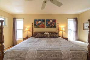 3 bedrooms, iron/ironing board