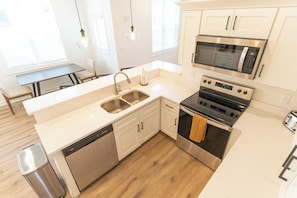 Private kitchen - New - 3 Bedroom Downtown Escape (Jackson)