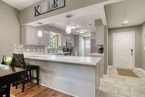 Fridge, microwave, oven, stovetop - Renovated Branson Retreat w/ new walk-in shower ~ 1 mile to the Branson strip! (Branson)