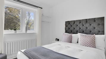 1 chambre, bureau, chambres insonorisées, fer et planche à repasser