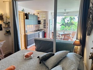 1 chambre, fer et planche à repasser, Wi-Fi, draps fournis