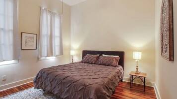 1 chambre, fer et planche à repasser, Wi-Fi, literie fournie