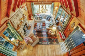 TV connectée, cheminée