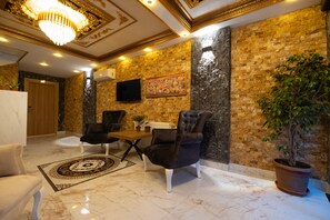 Reception - Hopefull Hotel (Istanbul)