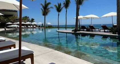 San José del Cabo Whale House