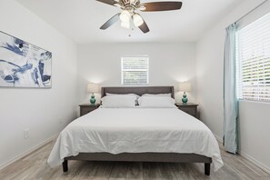 3 bedrooms, iron/ironing board, travel crib, free WiFi
