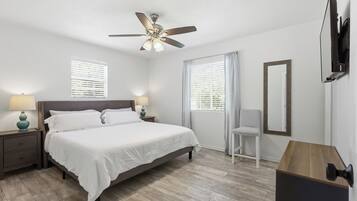 3 bedrooms, iron/ironing board, travel cot, free WiFi