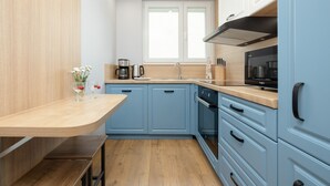 Private kitchen - Comfy Apartment - Kołobrzeg by Renters (Kolobrzeg)