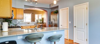Hot Tub & Patio! Luxury Tucson Retreat