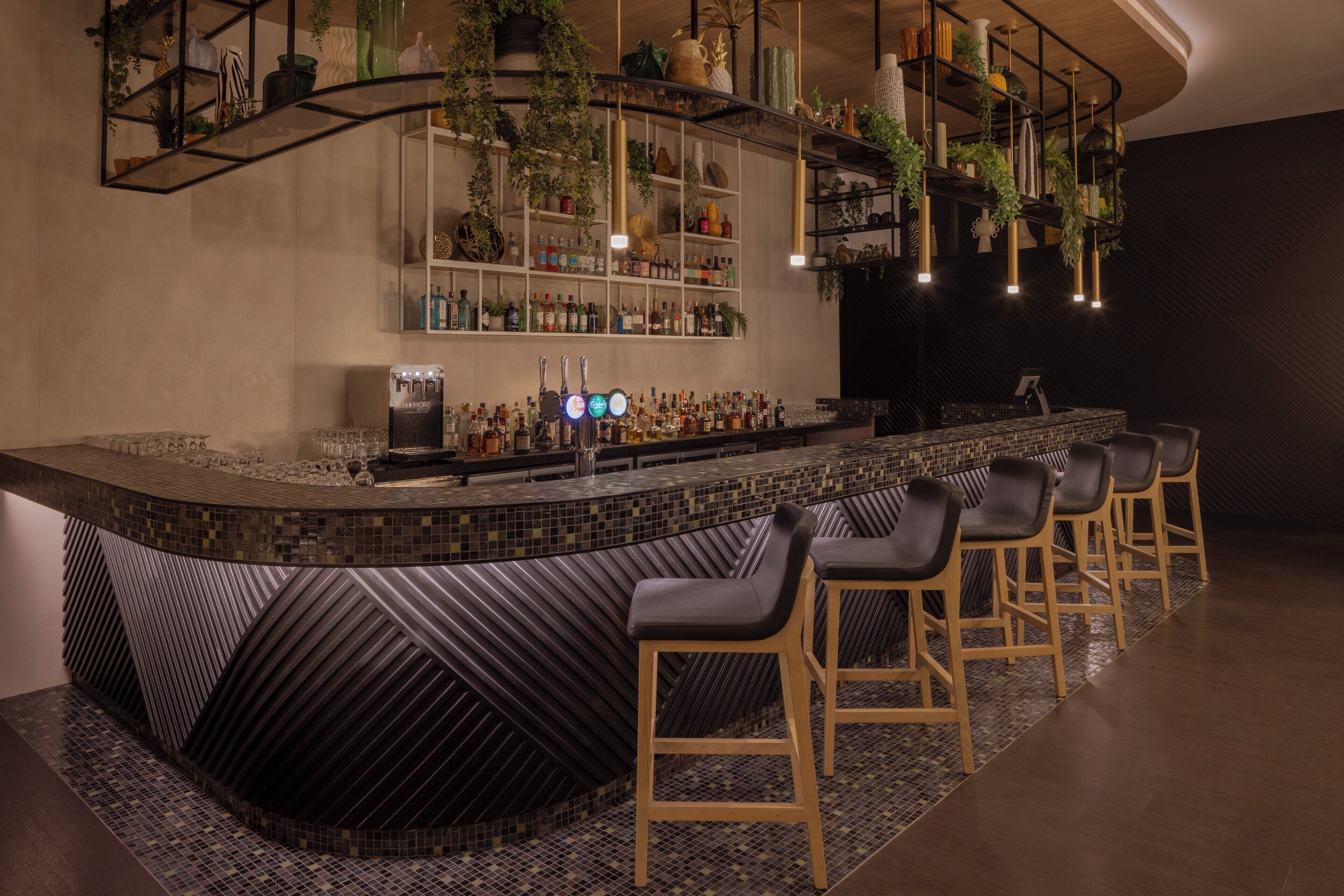 Photo - Holiday Inn Dubai Business Bay by IHG
