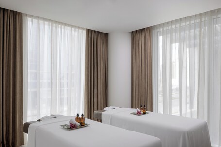 Holiday Inn Dubai Business Bay, an IHG Hotel - Image 30