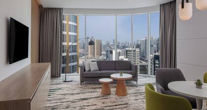 Holiday Inn Dubai Business Bay by IHG