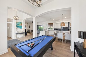 Games room - Punta Gorda 3-Bedroom Canalfront Vacation Home with Dock (Punta Gorda)