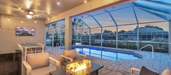 OCEANLUX-Luxury+Gulf_Access+Heated_Pool+Kayaks+Golf+Chefs_Kitchen+Games