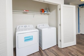 อพาร์ทเมนท์, พร้อมสิ่งอำนวยความสะดวกสำหรับผู้พิการ | 1 ห้องนอน