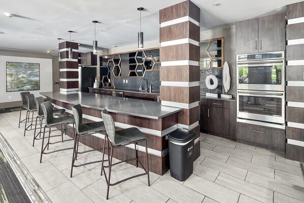 Apartment, Accessible | 1 bedroom - Uptown 4th Ward Luxury Apt Year-round Pool (Charlotte)