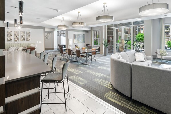 Apartment, Accessible | 1 bedroom - Uptown 4th Ward Luxury Apt Year-round Pool (Charlotte)