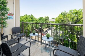 Apartment, Accessible | 1 bedroom - Uptown 4th Ward Luxury Apt Year-round Pool (Charlotte)