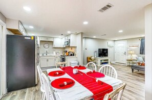 Dining - The Speakeasy on Chicago!
 (Pensacola)