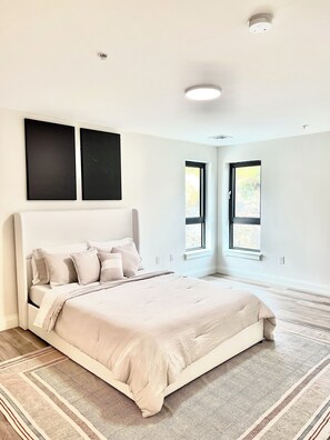 2 bedrooms, desk, iron/ironing board, free WiFi - Luxury apartment in the heart of Quincy (Quincy)