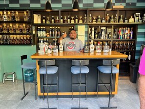 Bar (en la propiedad)