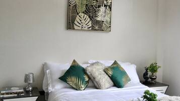 Villa ejecutiva, 2 habitaciones | Ropa de cama hipoalergénica, caja fuerte, cortinas opacas y wifi gratis