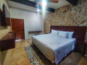 1 habitación, ropa de cama de alta calidad, cubrecamas y wifi gratis 