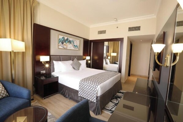 1 غرفة نوم ومكواة/لوح كي وواي فاي وملاءات أسرّة