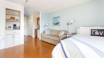 1 bedroom, iron/ironing board, free WiFi