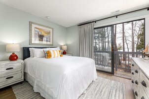 Condo | 1 bedroom, iron/ironing board, free WiFi