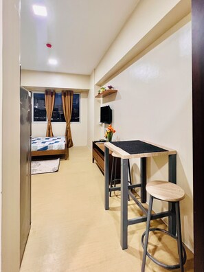 1 camera, Wi-Fi, lenzuola