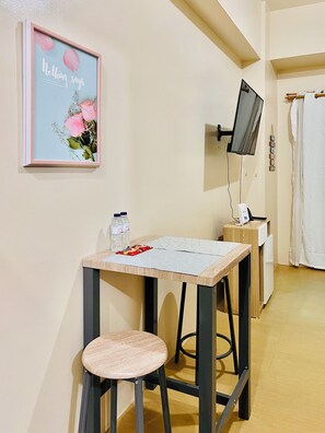 Interior - O Simple and Comfortable (Iloilo City)