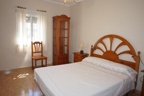 3 bedrooms, Internet