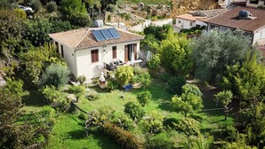 Exterior - Cottage - Sleeps 4 - Parking - Garden (Noto)