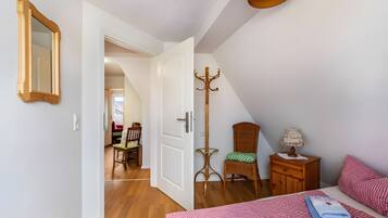 2 habitaciones, tabla de planchar con plancha y wifi gratis