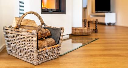 Holiday Apartment "Merkurblick" with Mountain View & Private Terrace, WLAN