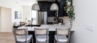 Brand new 3 bed 2 bath with sunset views