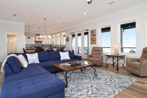 Living area - The Sea Life (Port St. Joe)