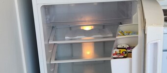 Golden Mt Rest Off Pepperina Lane, fully self-contained, sleeps 5 guests