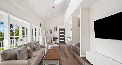 Sea Breeze at Forresters Beach: The Ultimate Coastal Getaway