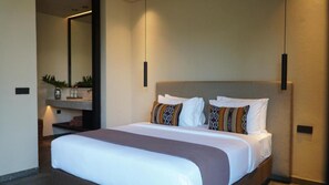 Four Bedroom Private Pool Villa with Fully Equipped Kitchen | Premium bedding, down duvets, pillow-top beds, in-room safe -  Black Villas Canggu Beach by OXO (Canggu)
