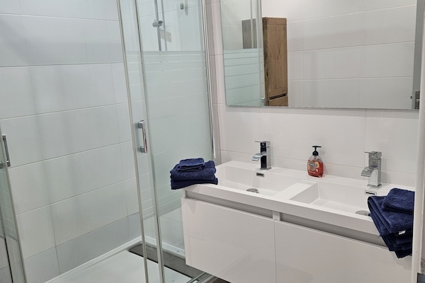 Haartrockner, Toilettenpapier