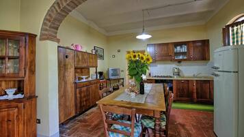 Réfrigérateur, lave-vaisselle