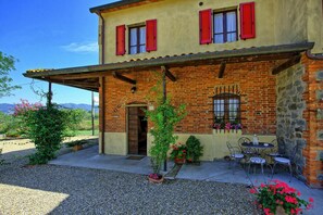 Outdoor dining - Casa Catia - Vitiano ,Tuscany (Vitiano)